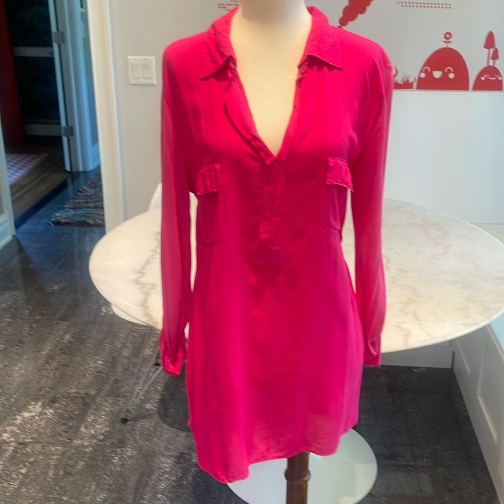 SOLD!!!! NWOT SPLENDID HOT PINK RAYON COTTON BLEND COLLARED L/S SHIRT. L - Picture 1 of 8